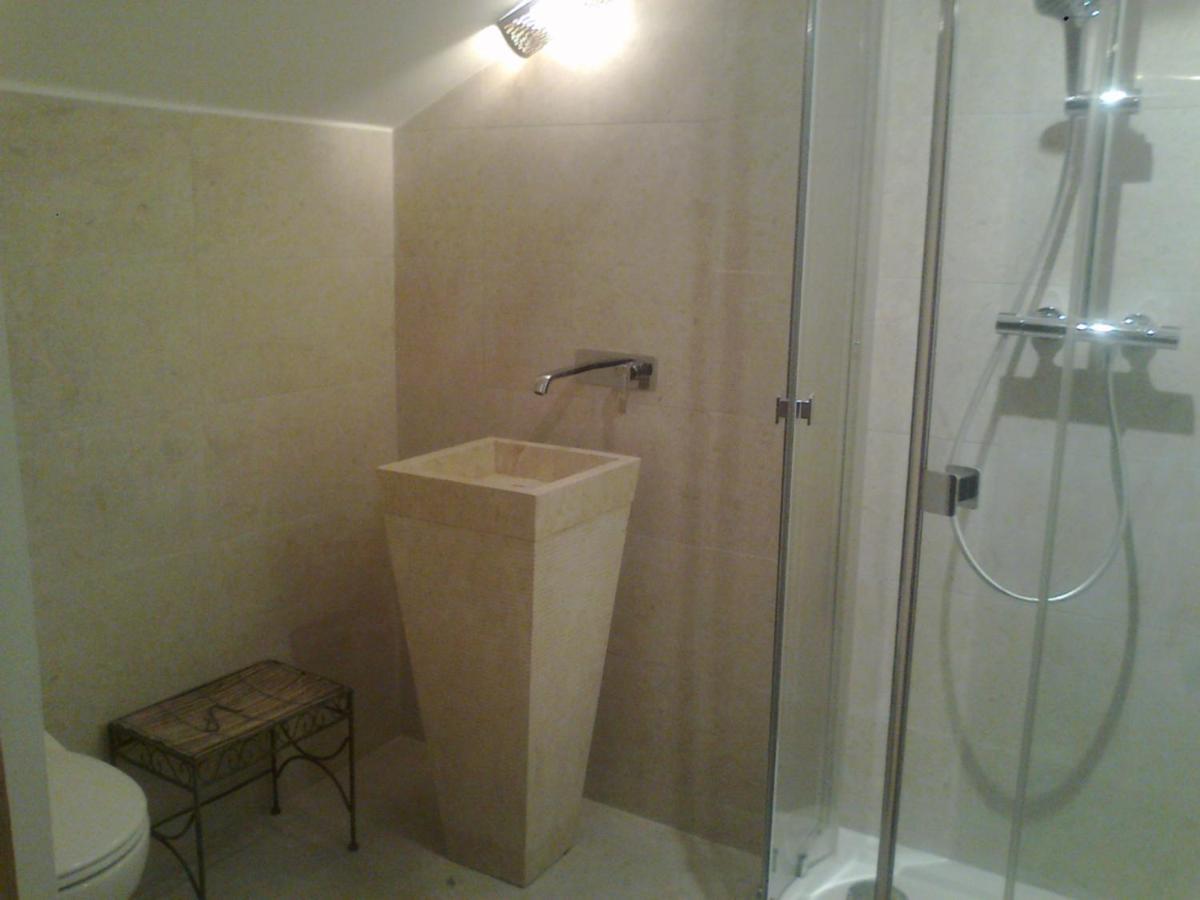 Chambres Des Eaux 29 "Mousseline" Sarcey ภายนอก รูปภาพ